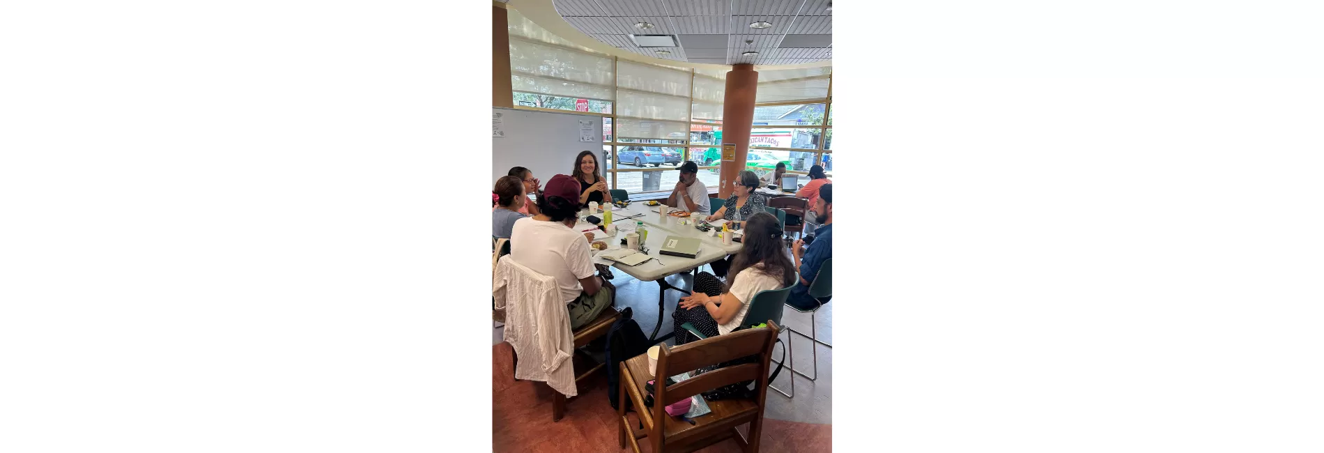 Tus palabras. Lectura pública de textos del taller de escritura de memorias / Your Words. Memoir Writing Workshop Showcase: A Public Reading